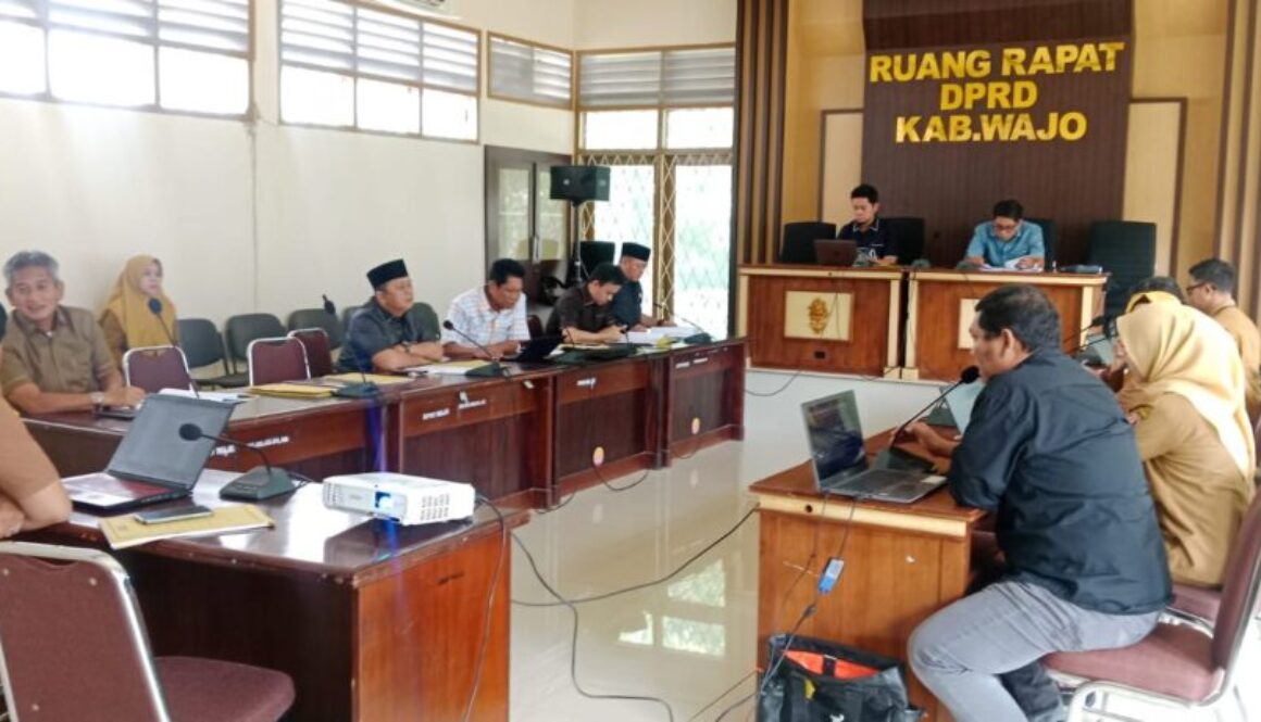 Foto Rapat Bapemperda